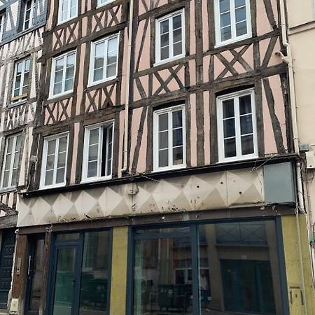Studio Confortable Au Coeur De Rouen Zewnętrze zdjęcie